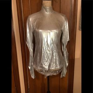 Silver Open Elbow Stretch Turtleneck
